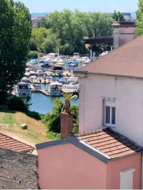 Appartement 6 pers - Proche ile St Laurent à Chalon sur Saone